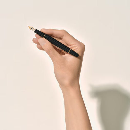 Montblanc Meisterstück Gold Coated Classique Vulpen M 132464