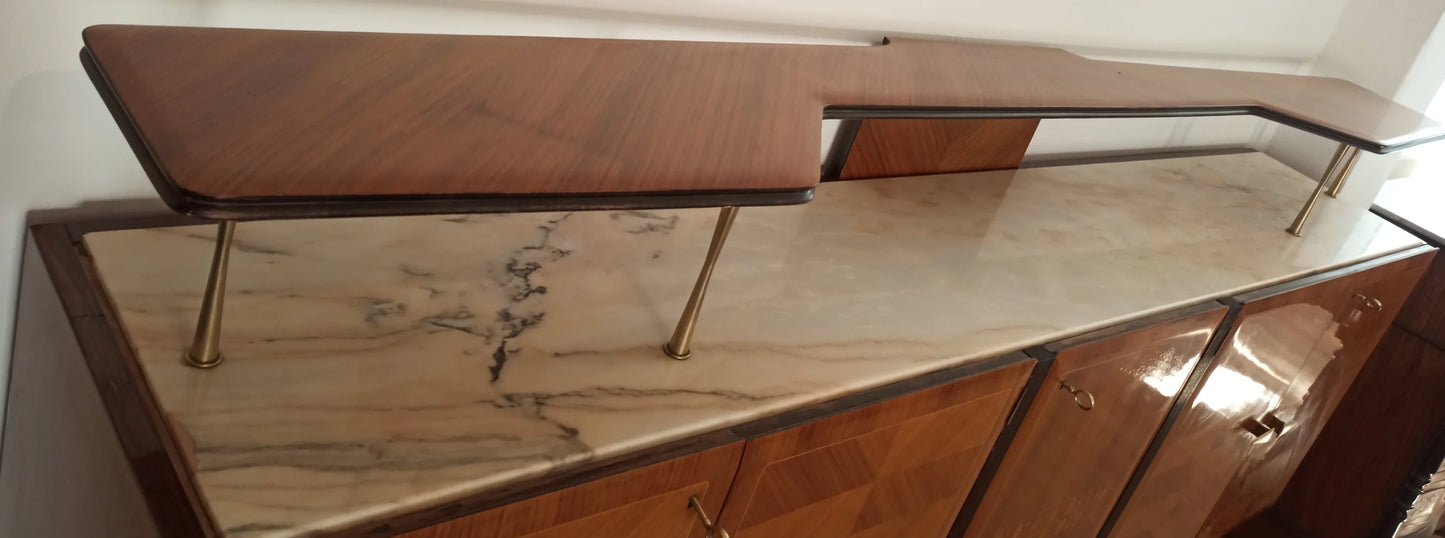 Remi in legno montati su supporti del mobile bar consolle vittorio dassi per credenza mid-century vittorio