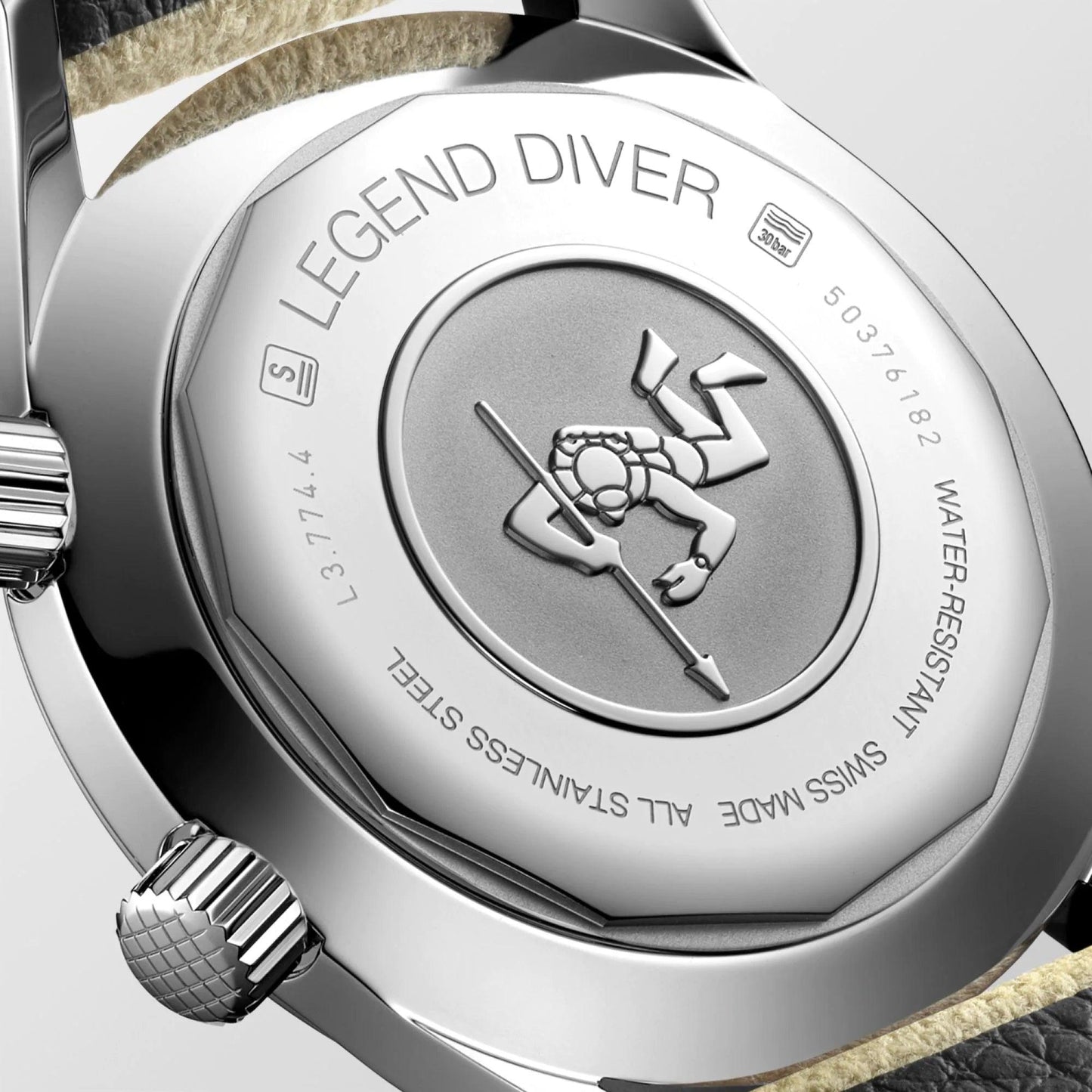 Longines horloge Legend Diver Watch 42mm beige automatisch staal L3.774.4.30.2