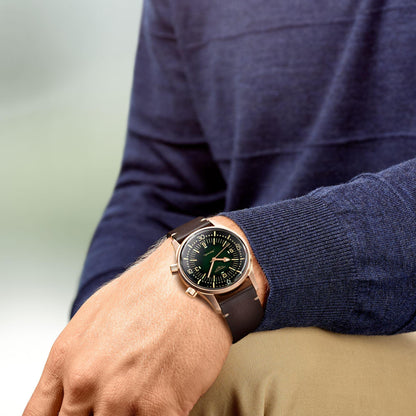 Longines horloge The Longines Legend Diver Watch 42mm groen automatisch brons titanium L3.774.1.50.2