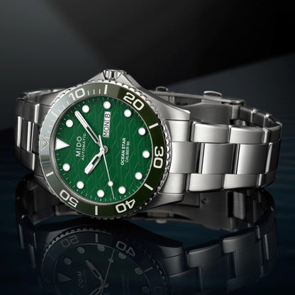 Mido horloge Ocean Star 200C 42,5mm groen automatisch staal M042.430.11.091.00