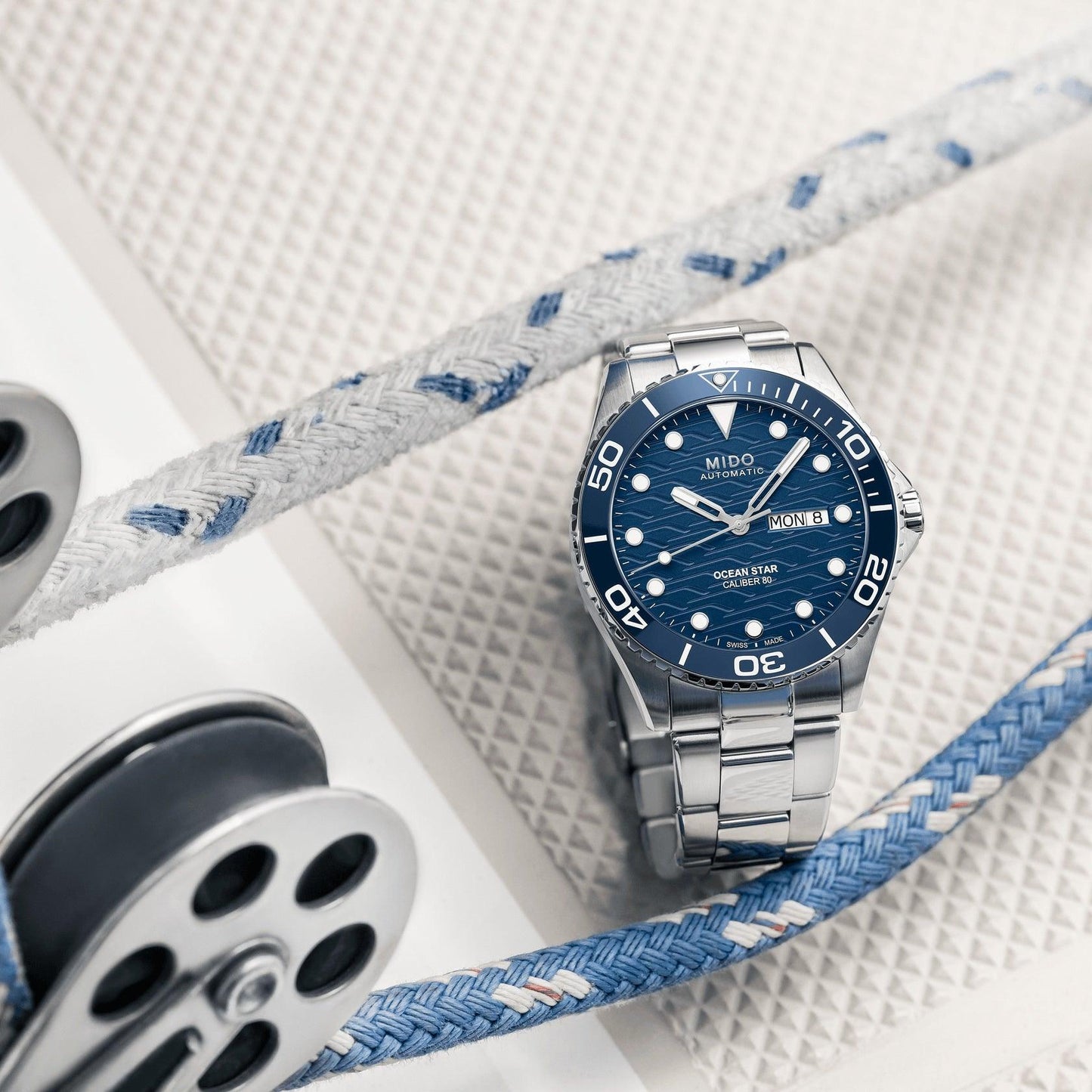 Mido horloge Ocean Star 200C 42mm blauw automatisch staal M042.430.11.041.00