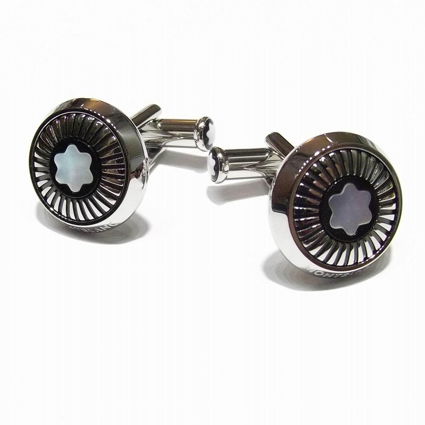Montblanc ronde manchetknopen van staal met stralenmotief en parelmoer embleem 123809