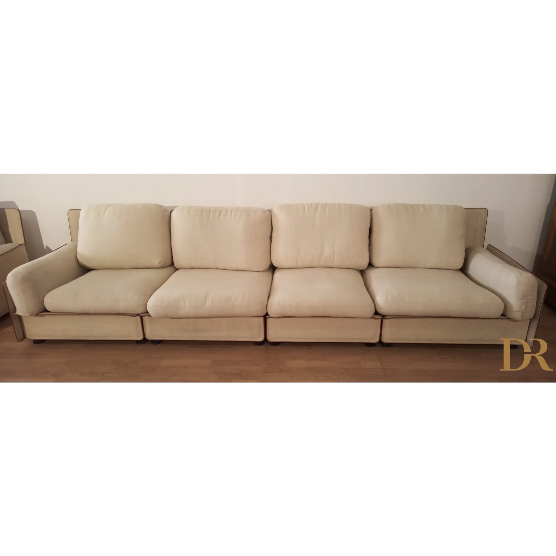 Divano modulare riccardo arbizzoni modello redifiori set 1978 beige in tessuto con quattro cuscini
