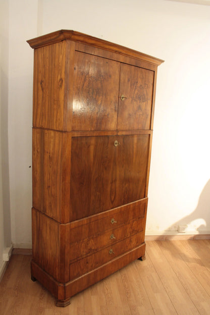 Splendido secretaire umberto in rovere massello con tre sezioni dotate di ante e cassetti originale fine ottocento