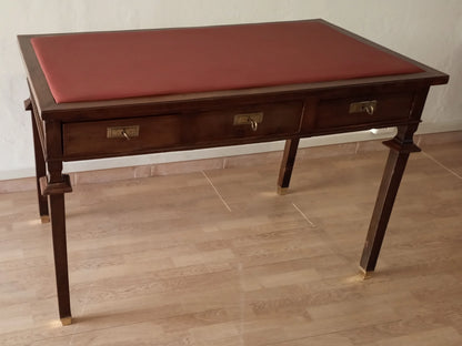 Scrivania stile impero in noce con piano in pelle rossa e due cassetti dettaglio stile impero noce
