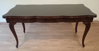 Elegante tavolo chippendale vintage in legno scuro con vetro temperato fumè splendido e ripiano in noce