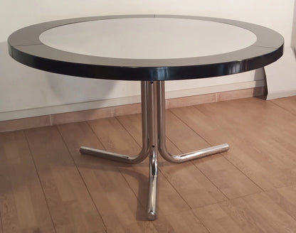 Tavolo da pranzo desco vintage di achille castiglioni per zanotta con base metallica e piano nero anni 70