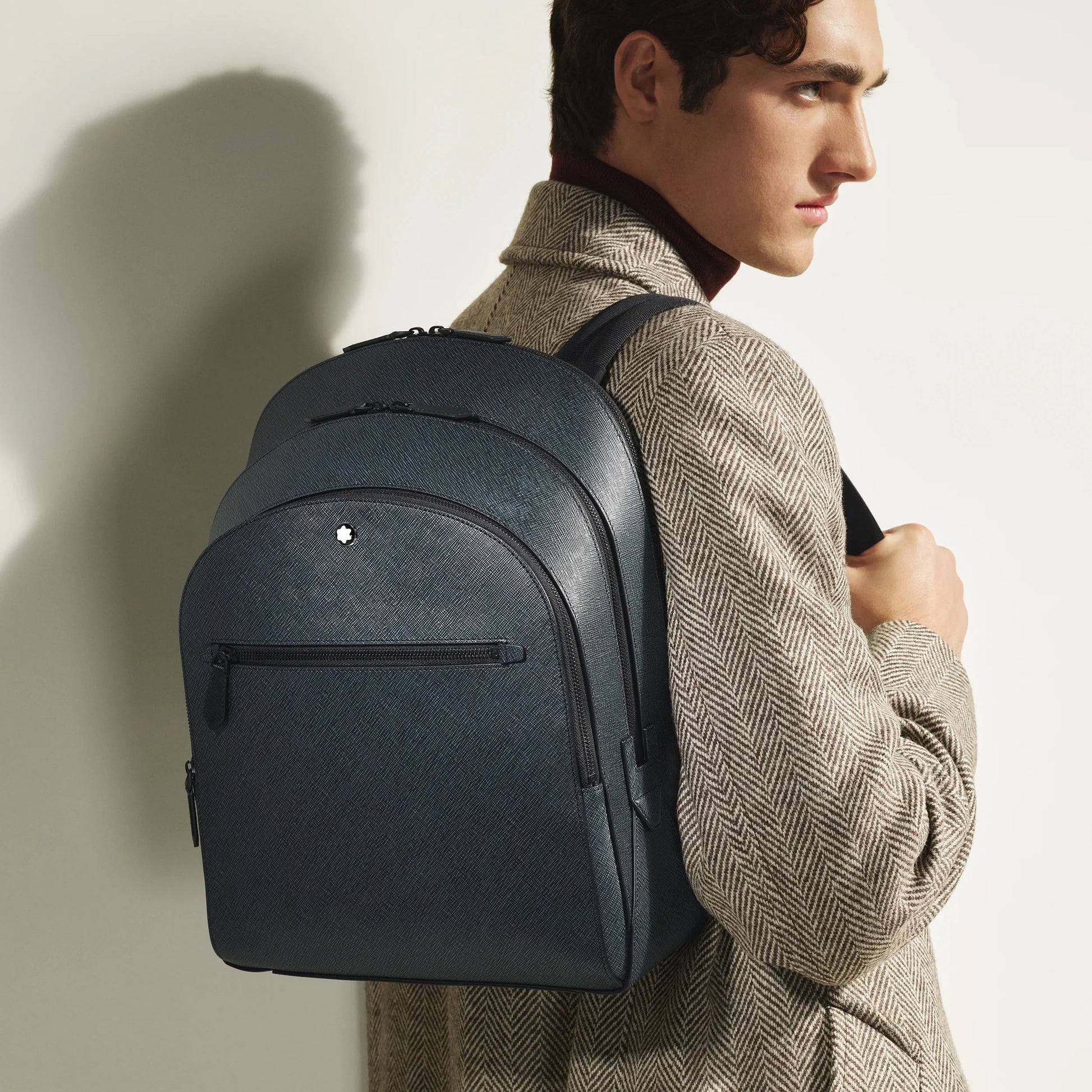 Montblanc zaino medio in pelle sartorial goffrata blu con logo argento e tessuto tweed blu per stile urbano sofisticato